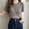 复古圆领短袖t恤针织衫女装薄款2024夏季设计感修身短款学生上衣