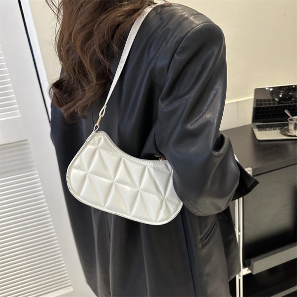 小众设计包包女2023冬季新款复古休闲手提单肩包时尚潮流腋下包女