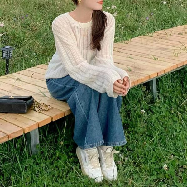 2025新款温柔风韩系上衣慵懒设计感小众女白色针织罩衫长袖针织衫