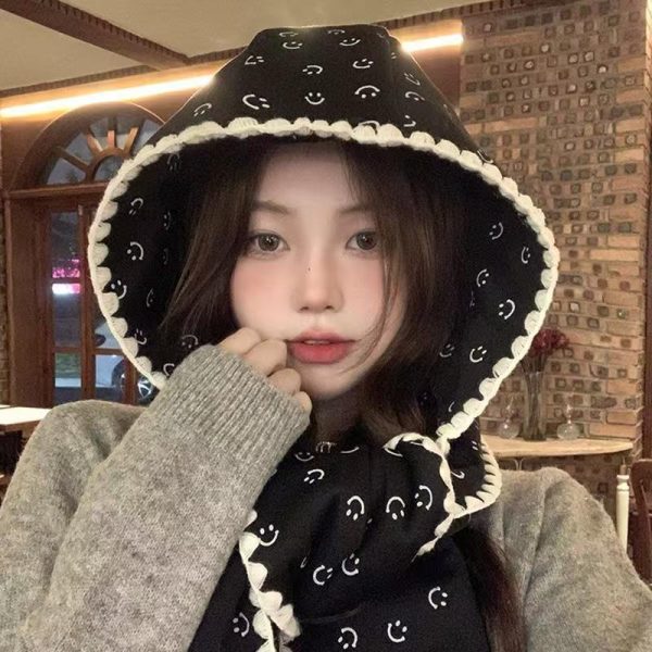 韩版笑脸印花可爱蕾丝百搭连帽围巾少女秋冬帽子针织保暖围脖斗篷