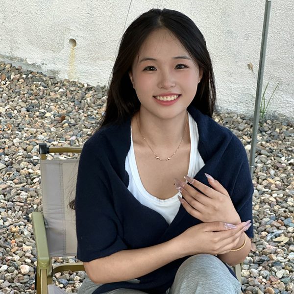 2025新款围巾女春秋百搭三角巾护颈保暖纯色百搭配围脖披肩高级感