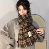 秋冬新品美拉德色系井字纹围巾女生高级感显白加厚保暖披肩围脖