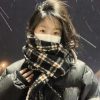 韩系美拉德色系围巾秋冬女生氛围高级感棕色格纹两用披肩围脖加厚