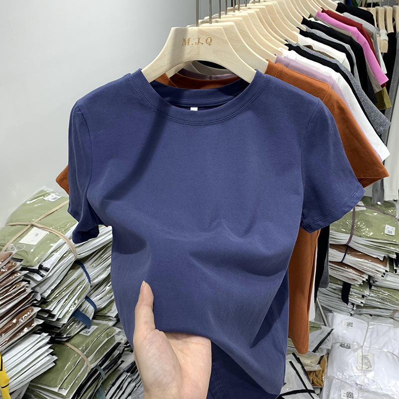蓝色