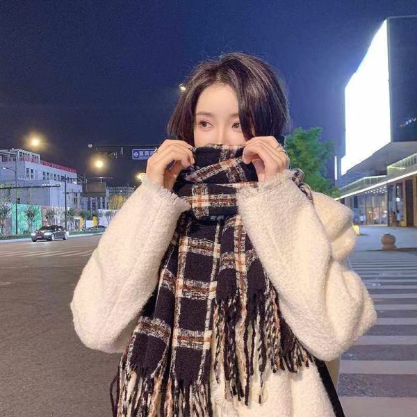 韩系美拉德色系围巾秋冬女生氛围高级感棕色格纹两用披肩围脖加厚