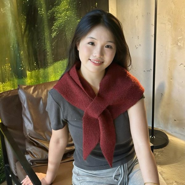 2025新款围巾女春秋百搭三角巾护颈保暖纯色百搭配围脖披肩高级感