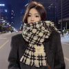 韩版围巾女士冬季2023新款保暖百搭加厚井格子围脖高级感披肩两用