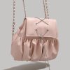 高级感褶皱双肩背包2024新款大容量通勤水桶包女大学生上课书包