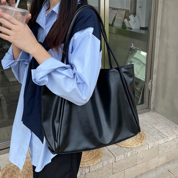 韩国包包女新款手提大包托特包小众设计百搭大容量单肩休闲腋下包