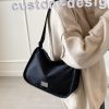 新款时尚简约单肩包纯色高级感休闲斜挎包大容量通勤女包厂家批发