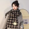 秋冬新款女格子美拉德风涤纶仿羊绒围巾高级感加厚情侣款流苏围脖