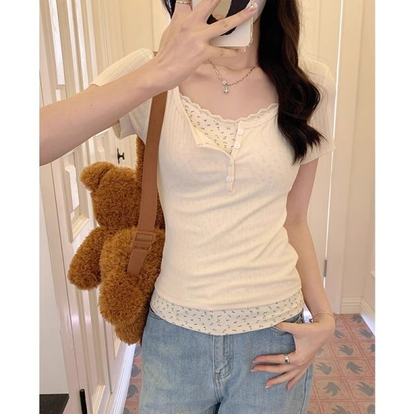 碎花蕾丝边短袖t恤女春夏新款设计感半开领纯欲辣妹bm假两件上衣