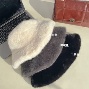 网红毛绒渔夫帽秋冬季保暖加绒加厚帽子显脸小百搭时尚毛毛帽子女