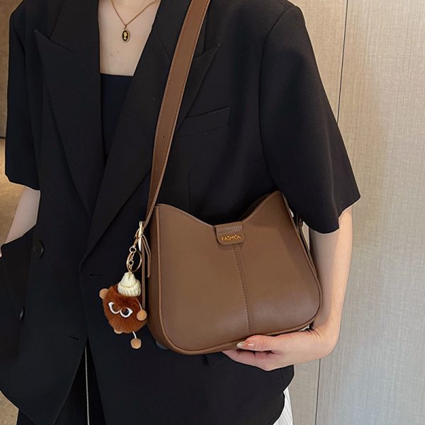 包2023新款网红简约单肩斜挎包女士洋气小众设计女包韩版质感bags