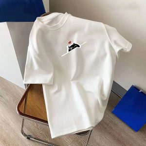 O1CN01ylhAjG2J01EPvu50Y_2211668299358-0-cib 2024新款重磅纯棉质感短袖t恤女夏季复古高级感别致漂亮情侣上衣