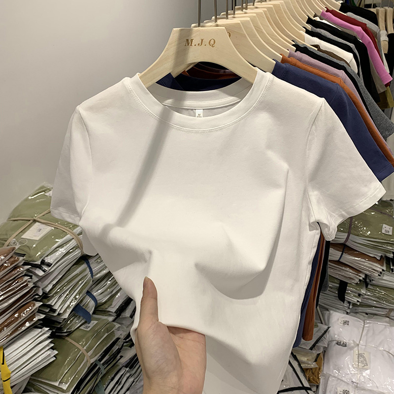 白色