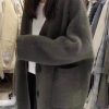 灰色